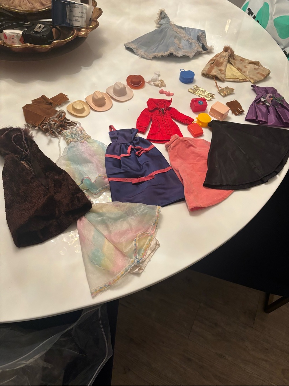 vtg barbie clothes and accessories lot 60/70s - 25 pieces